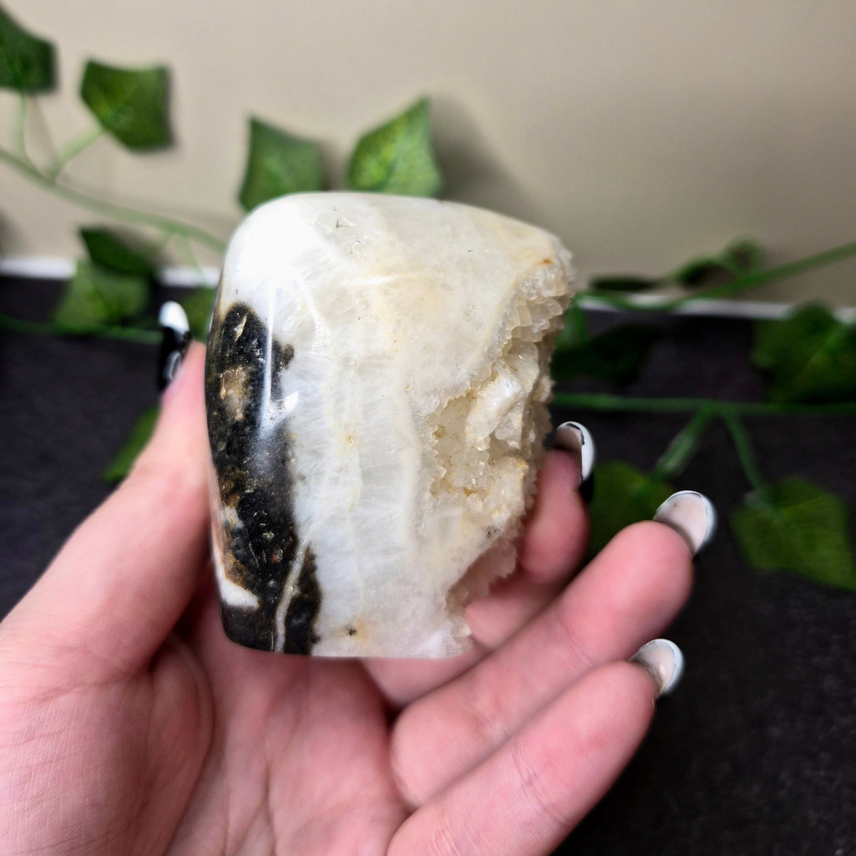 Druzy Agate Cut Base